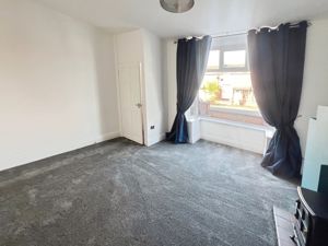 Lounge- click for photo gallery